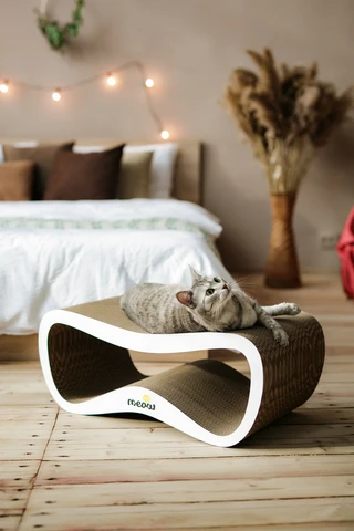 Кігтеточка (точилка кігтів) - лежанка для котів Say Meow Grace Max 67 х 27 х 35 см