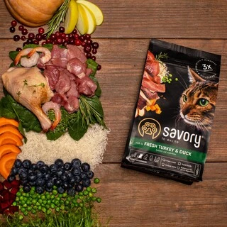 Сухий корм для котів Savory з свіжим м'ясом індички та качки 2 кг