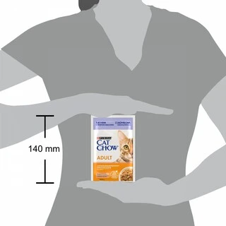 Упаковка влажного корма для взрослых кошек Purina Cat Chow Adult с ягненком и зеленой фасолью 85 г x 26 шт